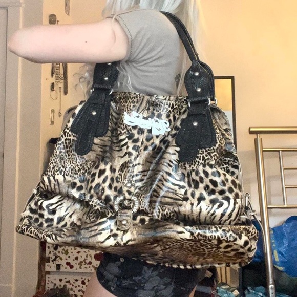 Big Cheetah Print Purse - Picture 4 of 4